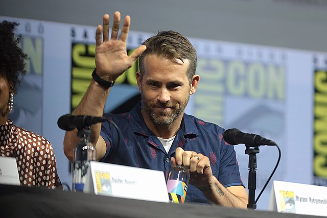 BobbyBizScout's tweet image. In 2018, Ryan Reynolds bought Aviation Gin.

He drove 40% of his entire category&apos;s growth in 1 year.

By 2020, Diageo paid him $610M for it.

Here&apos;s what they actually paid for: