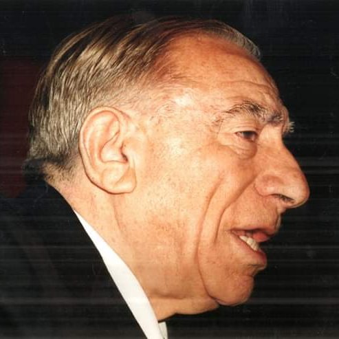 erkanozbentr's tweet image. Ömrünü Türk milliyetçiliği davasına adamış, tabutluklardan, işkencelerden yılmamış, Ülkücü Hareket&apos;in banisi, Başbuğumuz Alparslan Türkeş&apos;i doğumunun 108. yılında rahmetle ve özlemle anıyorum.