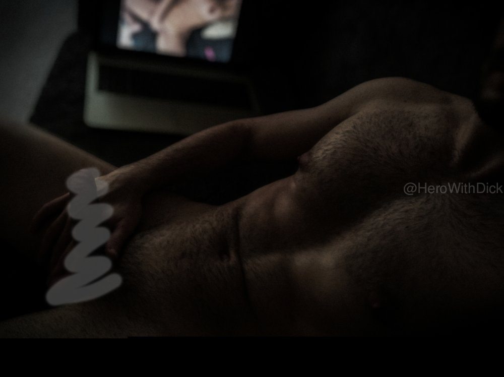 HeroWithDick's tweet photo. Вечірній 🌚 #хтивийпонеділок
#сексімандей #sexymonday #хтивийпонедiлок https://t.co/ppLPq1MtTr