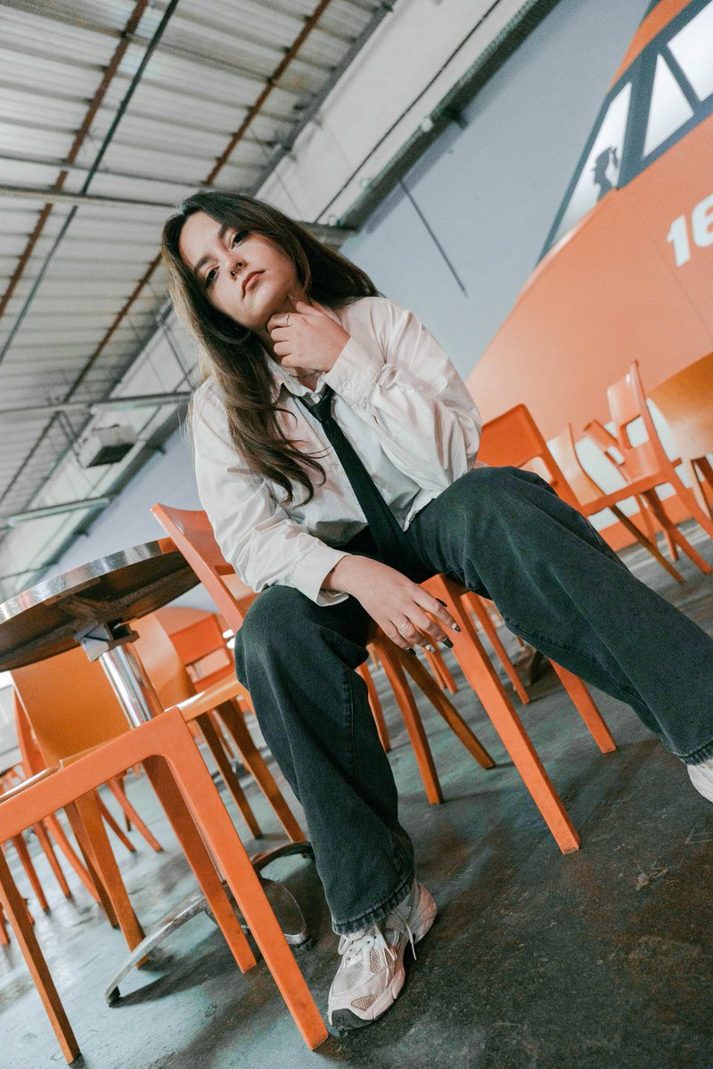 CrumblePhoto's tweet image. modèle : @nescarg0t

merci mille fois à elle pour la confiance, le gap est tellement grand par rapport au dernier shoot 🌸🪷