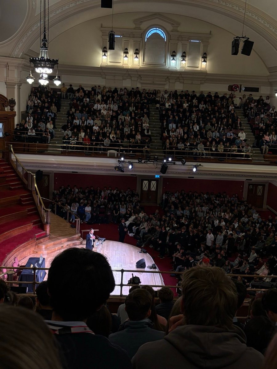 Had a debate today on Channel 4 on the economy (out later!)

Also spoke to 2000 young people from all around the country - and it was amazing.

They're not going to take the slop we've been served. They're ready to make hope normal again.

Join.greenparty.org.uk