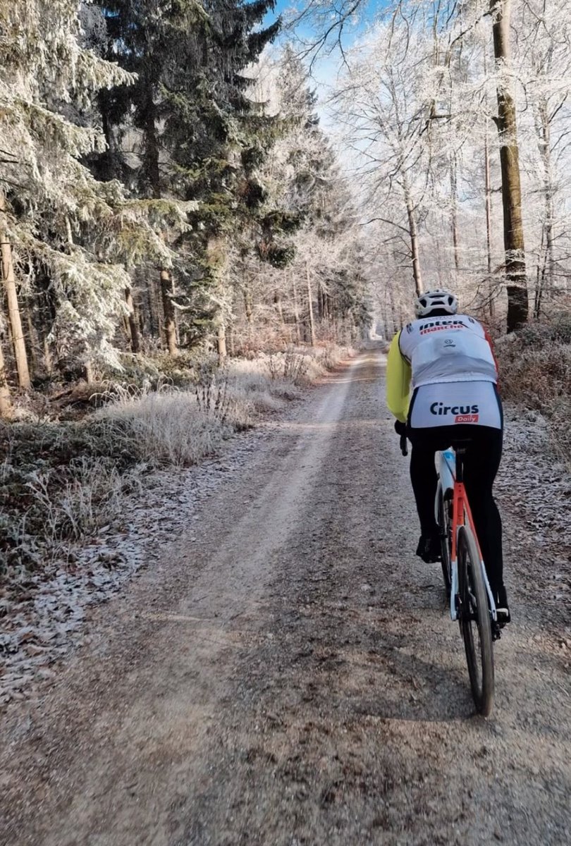 LottoIntermarch's tweet photo. Training in the snow ⛄️ https://t.co/53tUSwuVft