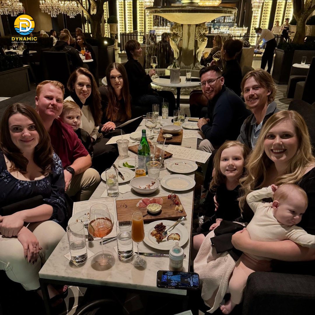 Dynamicconevent's tweet image. 🌆 Our first formal dinner of the Executive Trip to Charlotte! Nothing beats enjoying a rooftop view of the city while sharing great food and even better company. 🍽️✨  #executivetrip #charlotteviews #teamexperience #dynamicconnectionsandevents