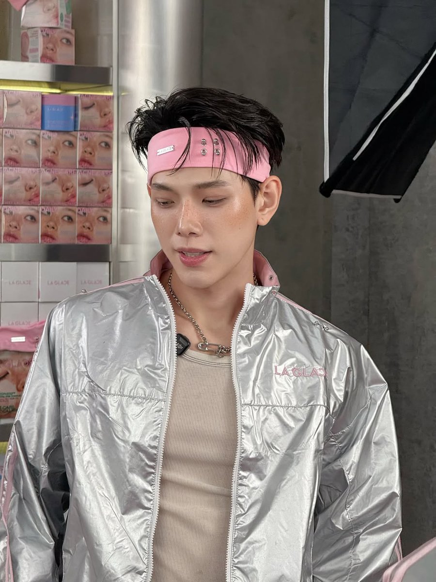 ouroadlove's tweet image. OUROAD&apos;S Update! 🦖🚗
IG : rinda_hairr e est_pathinya || 24.11.2025 

🩷💚

DAOUOFFROAD with LAGLACE
#LAGLACELivexDAOUOFFROAD
#ต้าห์อู๋ออฟโรด #DaouOffroad  ​#ouroadlove