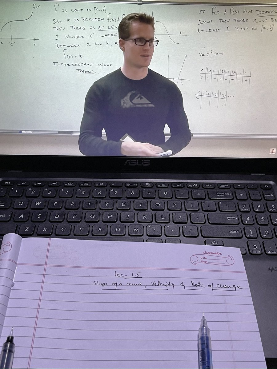 neuralpat's tweet image. folks, i’ve got two options and i’m so confused. help me out!!! 😭