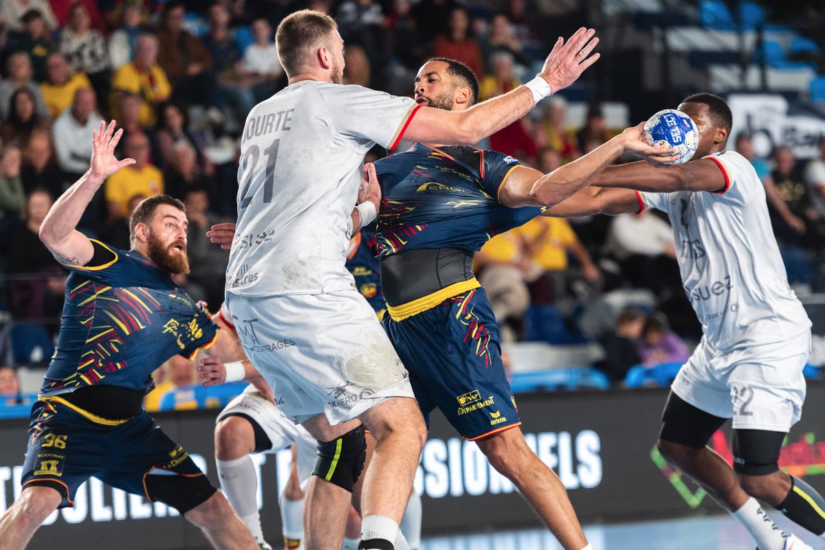 Saint-Raphaël - Istres / <a href="/SRVHB/">Saint-Raphaël Var Handball</a> <a href="/Var_Matin/">Var-matin</a>