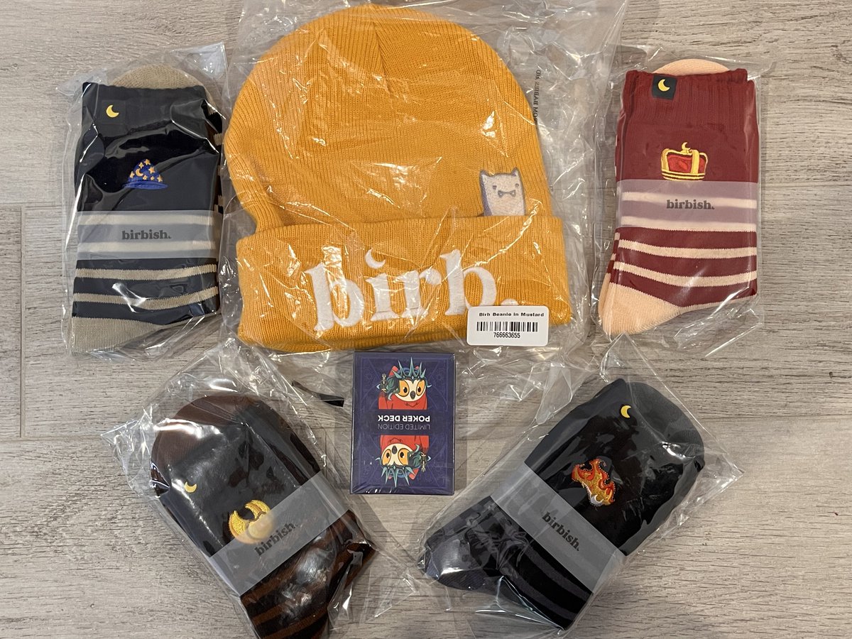 SirFrd's tweet image. Birbtastic I received my Birbmerch and it was birbfast!

Thanks @moonbirds