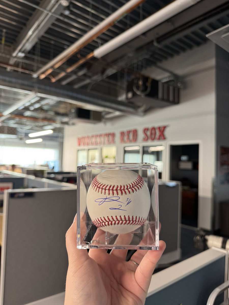 Kristian Campbell autographed baseball, anyone? 🎁 #WooSoxWishList 

RT for a chance to win!