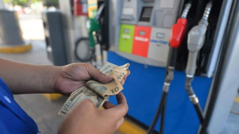 #ElSalvador 

Nuevo incremento a los combustibles golpea el bolsillo salvadoreño desde este 26 de noviembre liberalsv.com/nuevo-incremen…