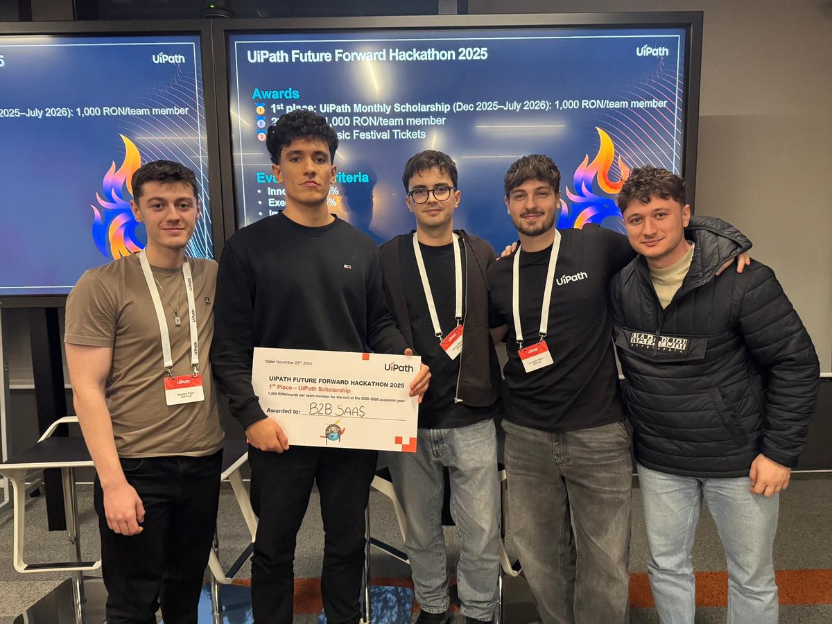 UiPath's tweet image. We brought curiosity, creativity, &amp;amp; code together at our first-ever #UiPathFutureForwardHackathon in Bucharest. 👨‍💻✨

40+ students teamed up with 15+ UiPath mentors &amp;amp; judges to build the agents of tomorrow - from tools that track competitors to smarter eCommerce &amp;amp; fairer flight…