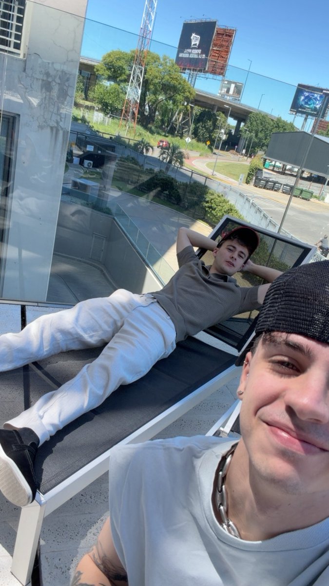 mernuel_'s tweet image. Dia de sol con la mosca