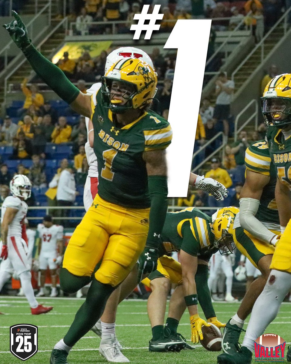 ValleyFootball's tweet photo. Still on top 👑
@NDSUfootball sits at No. 1️⃣ in the polls 🔥
#ValleyFootball x #FCS x #StatsPerformFCSTop25 x
@WeAreAFCA x @OptaAnalystFCS x @NDSUathletics https://t.co/sN6L22mcgM