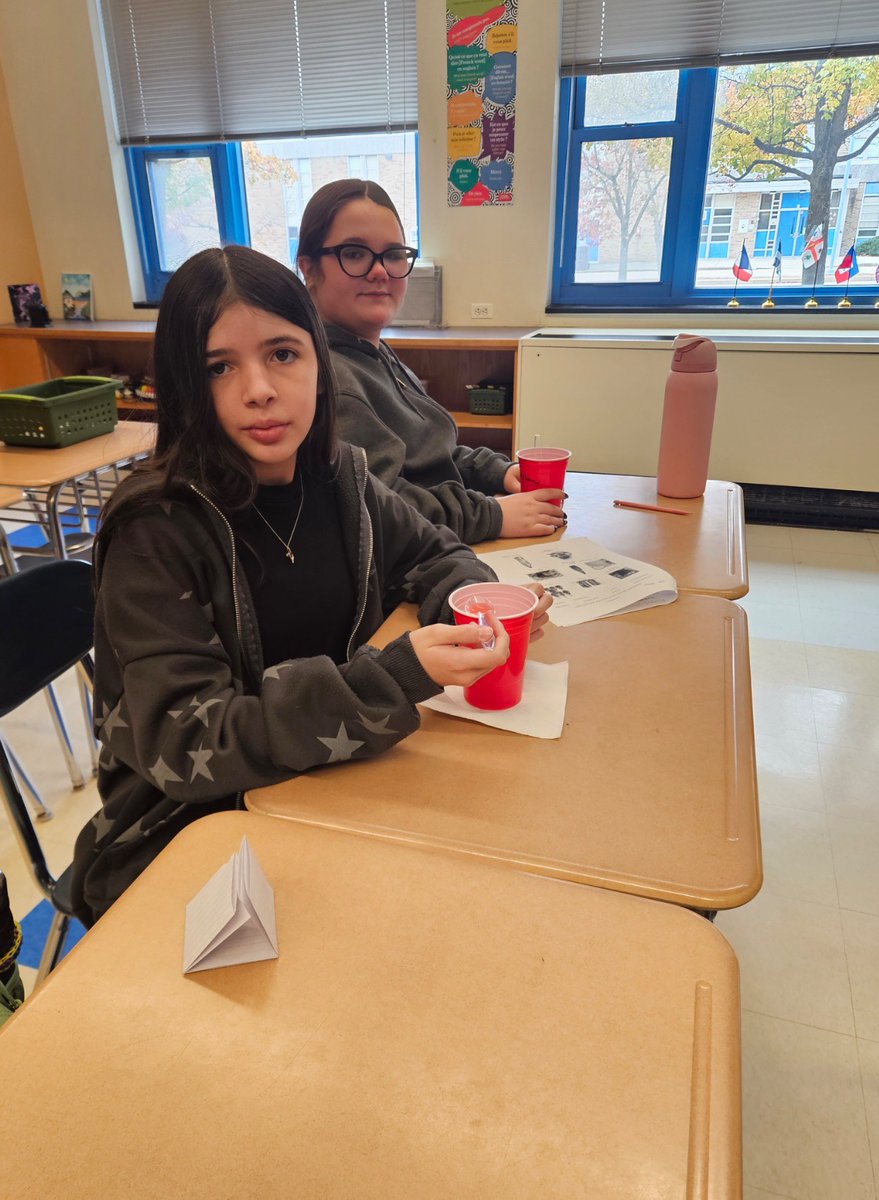 During National French Week 8th grade students participated in the National Francophone Culture Trivia Contest. A big félicitations to Cameron Jong for earning the highest score in our 8th grade classes!  Students also enjoyed a taste test of 2 authentic French refreshments
