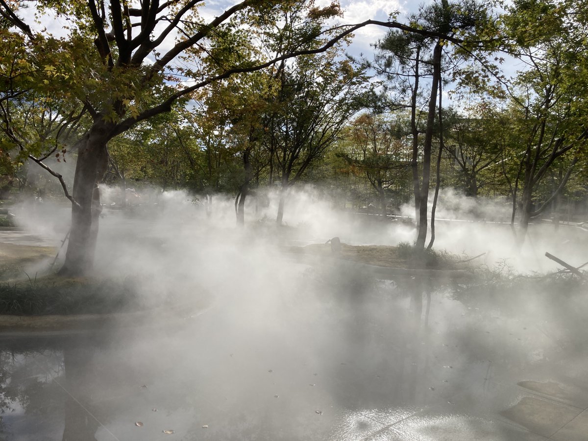 Ikeuchi_USA's tweet image. ✨ Ikeuchi&apos;s Sea of Clouds featured at the beautiful Yamashiro Onsen Resort in Ishikawa Prefecture, Japan.

If you’re visiting the region, this is a must-see: kaga-hyakumangoku.jp/en/ ☁️🌿
#Ikeuchi #SeaOfClouds #ExperienceDesign #MadeInJapan #InnovationInMist #YamashiroOnsen