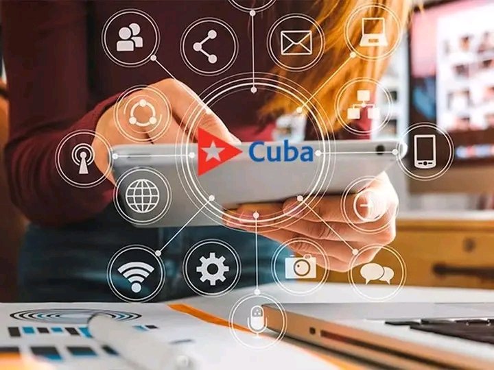 Sarahivegaf's tweet image. ¡La seguridad en línea comienza contigo!  
En la IV Jornada Nacional de Ciberseguridad nos hacen un llamado a proteger la información personal es clave para navegar con confianza. 🌐✨  

#LasTunasDigital
#CiberseguridadParaTodos