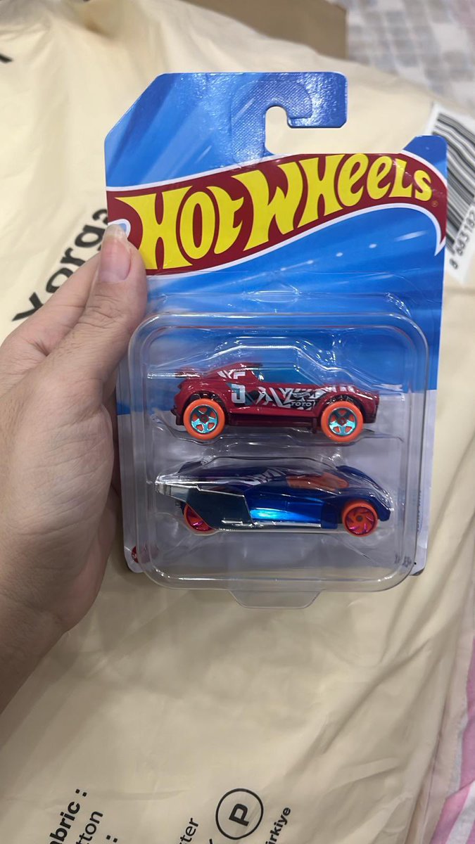 A101 online daki 2. Saçmalık ise sipariş verilen ürüne bakın gelen ürüne bakın <a href="/A101iletisim/">A101İletişim</a> #istanbul #konya #ankara #izmir