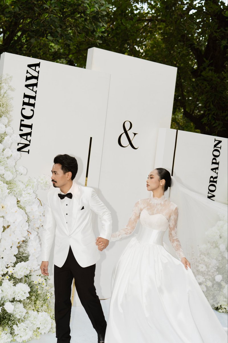 mmmmncy's tweet photo. 👰🏻‍♀️💍🤵🏻‍♂️🤍✨🥂 https://t.co/TJvjKlXYZu
