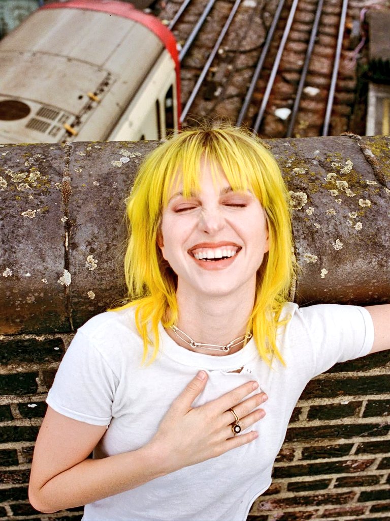 hayleysoutfits's tweet image. &quot;unfortunately, I will always write devastating sh*t&quot; - hayley williams