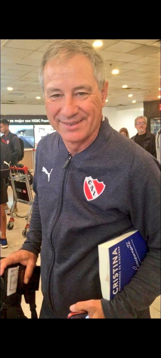 La del libro se robó media Argentina 
El de la tintura se robó medio Independiente 
El Kirchnerismo no falla, son de manual