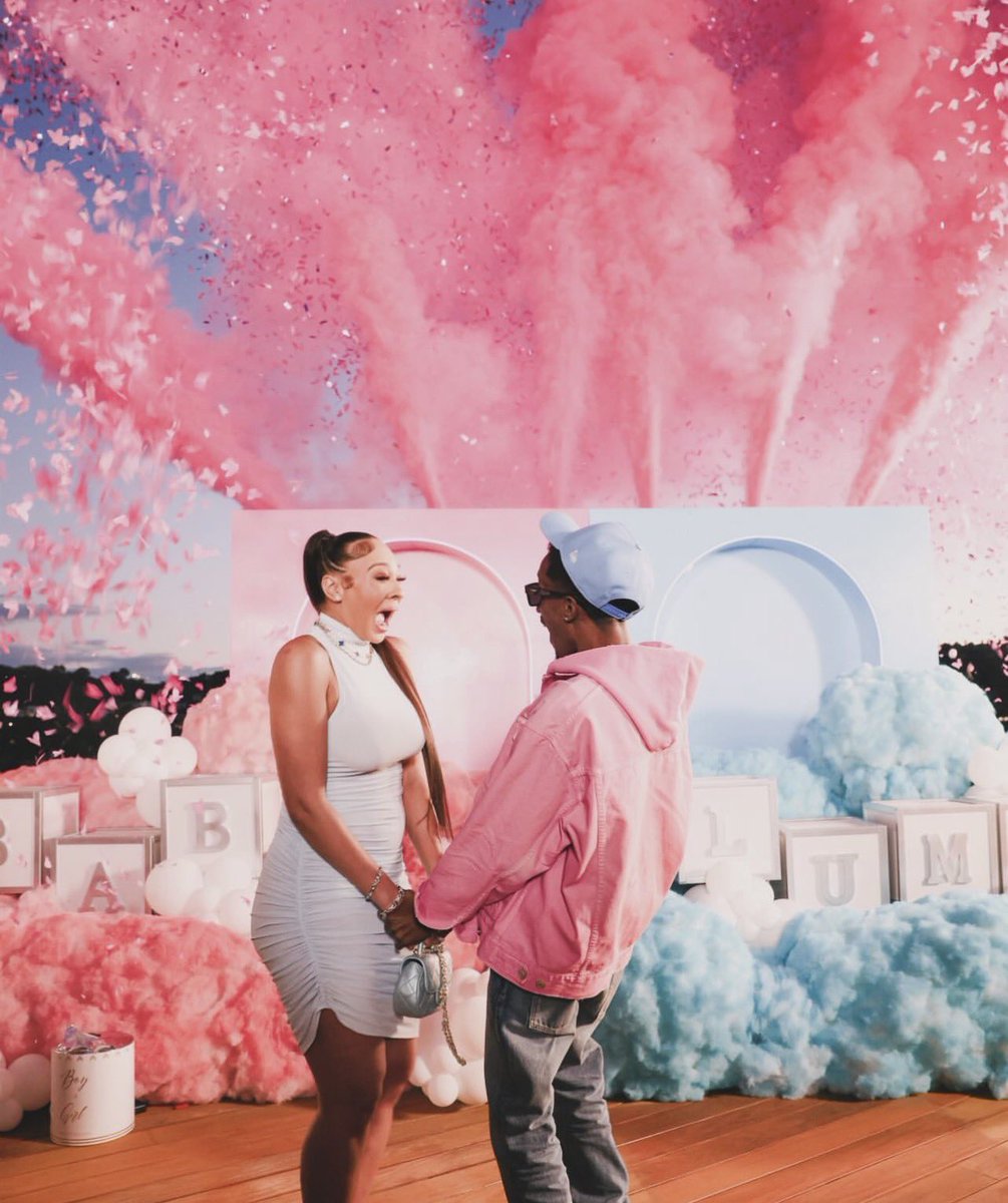 BaddiesSpace's tweet image. Scotty &amp;amp; Lemmy are having a girl 🥹🩷 I hope she names her Icelynd 🤰🏽🍼 #BaddiesUSA