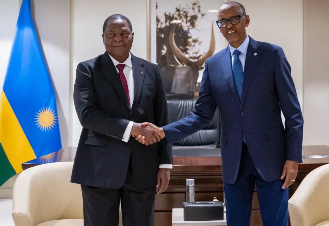 FA_Touadera's tweet image. Yesterday in #Kigali, I met with President @PaulKagame to discuss security ahead of the Dec 28 elections and to strengthen the friendship and cooperation between our nations.
#Rwanda‘s support and growing investments in CAR reflect this strong partnership.