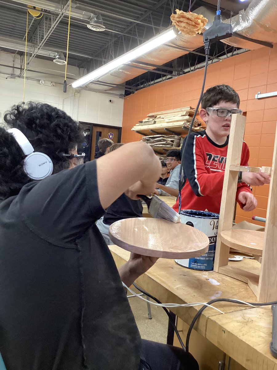 Tonights the night for our annual-

🪵 WOODSHOP MANUFACTURING SHOWCASE 🛠️ 

Come one, Come all!

Doors open at 6:00pm and ticket sales close at 6:40pm with the drawing starting immediately after ⏰ 

See you at <a href="/WSA_Saratoga/">WSA: STEM -Saratoga Campus</a> tonight 🏁