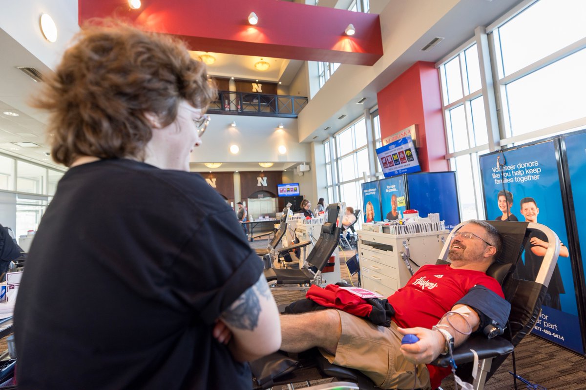 UNLincoln's tweet image. Huskers show up, and the "We Give Blood" Drive is no exception. 12k Husker donations have helped save lives and push Nebraska to the top of the leaderboard. But there’s still time to donate as we enter the final push!

Visit bigten.org/abbott to log your donation by Dec. 5.