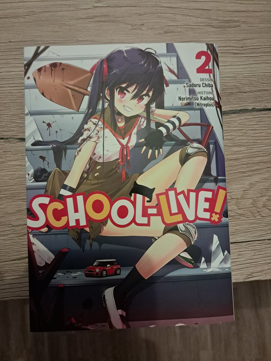 OtakuC38386's tweet photo. School-Live! tome 2 terminรฉ ! Un contraste qui fonctionne toujours aussi bien : un chara-design adorable pour une histoire digne de The Walking Dead. Une lecture surprenante et efficace.
#SchoolLive #GakkouGurashi @MeianFR #Manga #Horreur #Seinen https://t.co/EsRiw73kDq