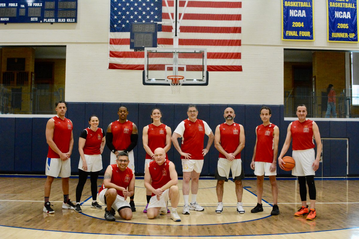 ROC_CMSR's tweet photo. The students got their revenge in the 2nd #CMSR Charity 🏀 Thriller!🔥 this year's rematch was a nail-biter: students won by 9! Congratulations to organizers, led by Edgardo Franco for raising >$1,630 for the Center for Youth in Rochester! 🙌
Highlights https://t.co/eQxkUuE7iN https://t.co/8f3SLzDDyg