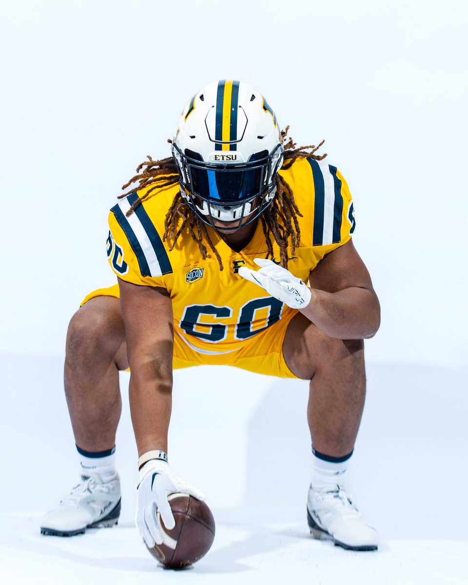 BUCS???? 🏴‍☠️ Thank you to the staff and coaches for my OV at <a href="/ETSUFootball/">ETSU Football</a>