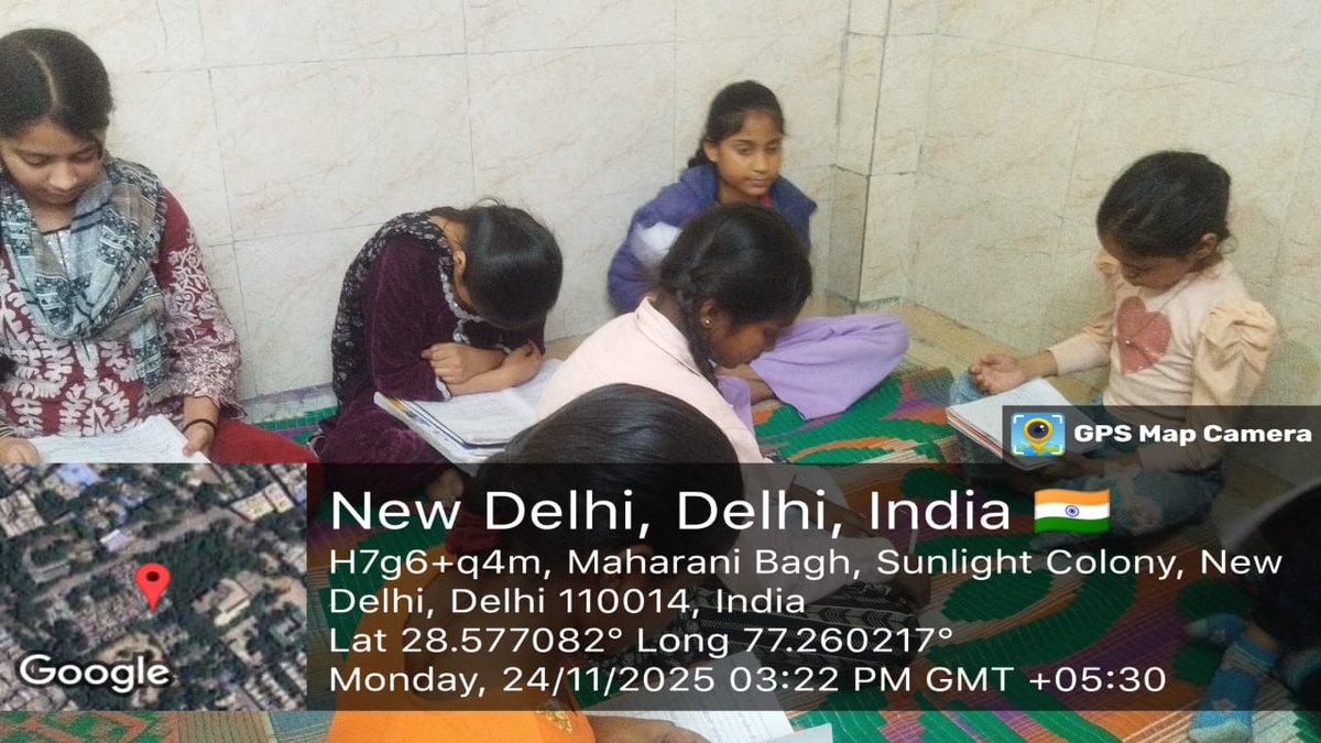 HelpSewaNGO's tweet image. 24th November 2025

Free Education
Please come forward for free education to underprivileged children 
(If not you then who)....🙏🏼🙏🏼

(Today&apos;s free class some photos - 24th November 2025)

Help Sewa Foundation 
9540555577
#FreeEducation #womenempowerment #computereducation