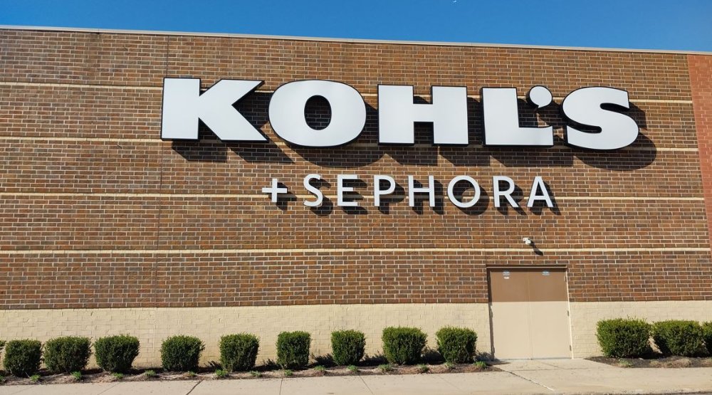 HomeAccents2day's tweet image. Kohl’s this morning announced its new CEO – who becomes the third person to hold the position over the past four years. Read more below.

homeaccentstoday.com/retail/kohls-n…

#HomeAccentsToday #Kohl's