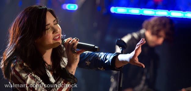 does anyone else remember walmart soundchecks? why was everyone soundchecking for walmart i still don’t understand 🤣🤣 but i always go back and watch these i love them sm and can’t decide which is my favourite from 2009, 2010, and 2013…