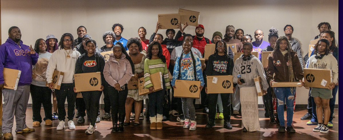 thelanecollege's tweet image. #LaneCollege is leading Tennessee in HBCU tech innovation through a partnership with LocalTek. This collaboration brings micro credentials, real world learning, and new career pathways to our students.

Read the full story: lanecollege.edu/news/lane-coll…