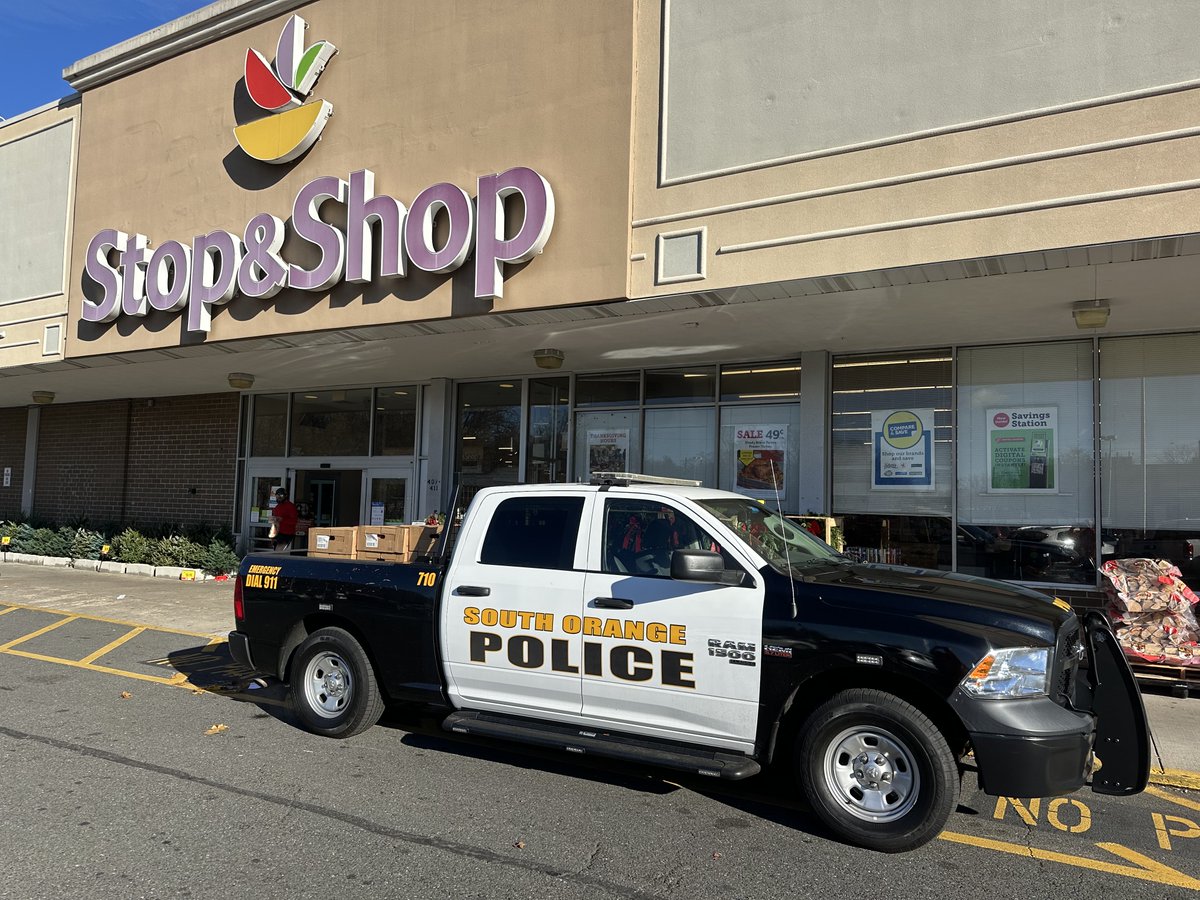 SouthOrangePD's tweet image. The SOPD Turkey Drive was a great success!

We gave away 96 turkeys, plus stuffing and cranberry sauce, to local families in need.

A huge thank you to Stop &amp;amp; Shop for their generous support! 🦃💙