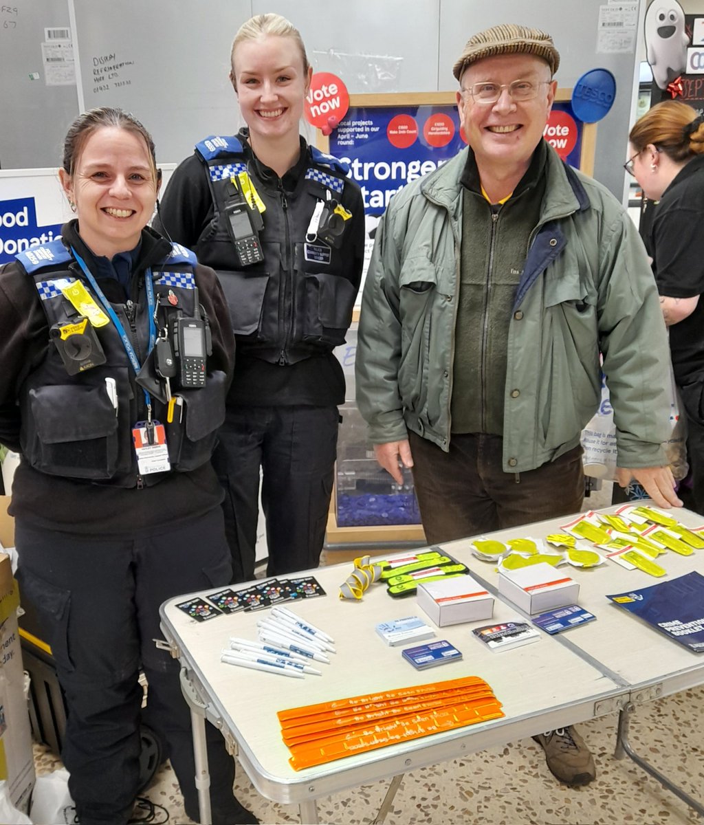 Hereford Police Southside SNT are running two more drop-in sessions this week. A chance to meet local officers and raise questions or concerns you may have.

Tuesday  6-8pm Swimming Pool, St Martin's Ave

Weds 3.30-5.30pm Belmont Tesco