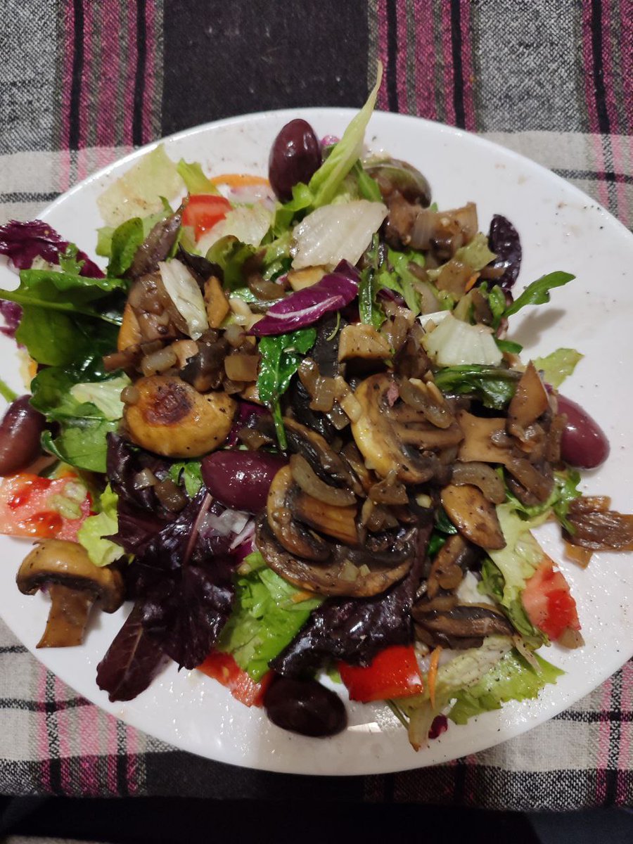 🚀 $MON launched couple of hours ago… and as expected, it opened below presale price ($0.023-0.025 range last I checked).  
Honestly feel bad for a lot of the presale buyers, Been there, done that.  

But the entire market is giving us discounts right now. ETH, SOL, and pretty