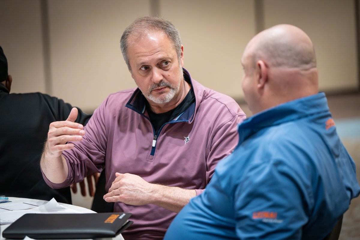 local79nyc's tweet image. Proud to participate in the @LIUNA #LaborersRising conference in Chicago which included our very own Brigade Captain Xiongwei Jin, V.P. @whosescity, MTDC Business Manager Dave Bolger, MTDC Field Representative Justice Favor, GNY-LECET Director Karla Cruz &amp;amp; many more.

#LiUNA #1U