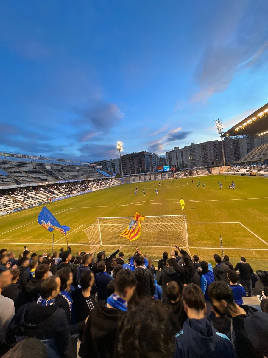LLEIDA 1-1 Cornellà 

Bon empat a casa contra un dels rivals més forts de la categoria. Aquest és el camí! Bon ambient al Gol Nord i bona prèvia amb els companys de @cornehools . 

Som-hi Lleida! C'mon Rudes!