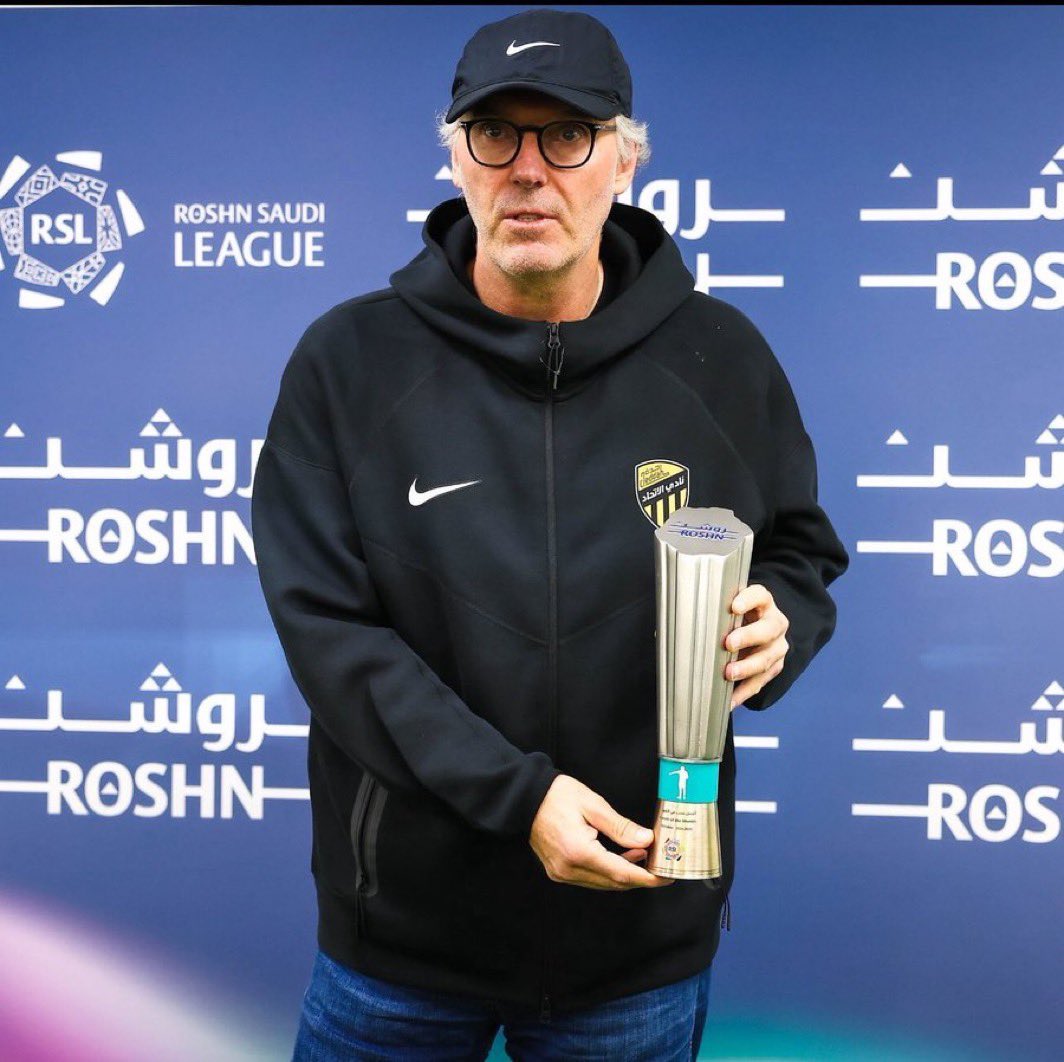 بلان مع #الاتحاد الموسم الماضي ٣ خسائر في ٤٠ مباراة 

كونسيساو مع الاتحاد هذا الموسم ٣ خسائر في ٩ مباريات فقط ❗️ 

اهم شي قروب شباب البومب مستانسين بالضغط العالي و ترابط الخطوط

ياعزتي لك يابلان