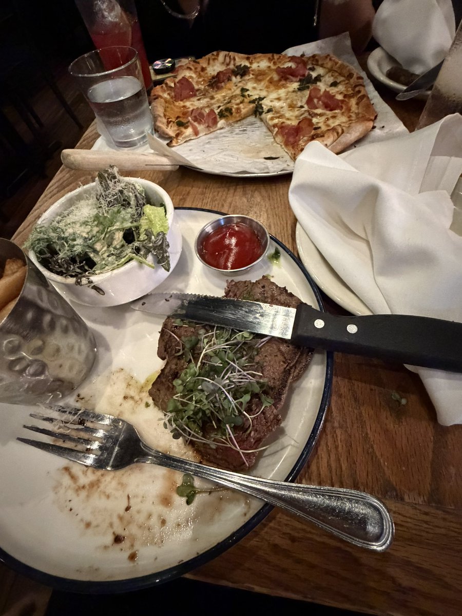 isaiah☆ tweet media