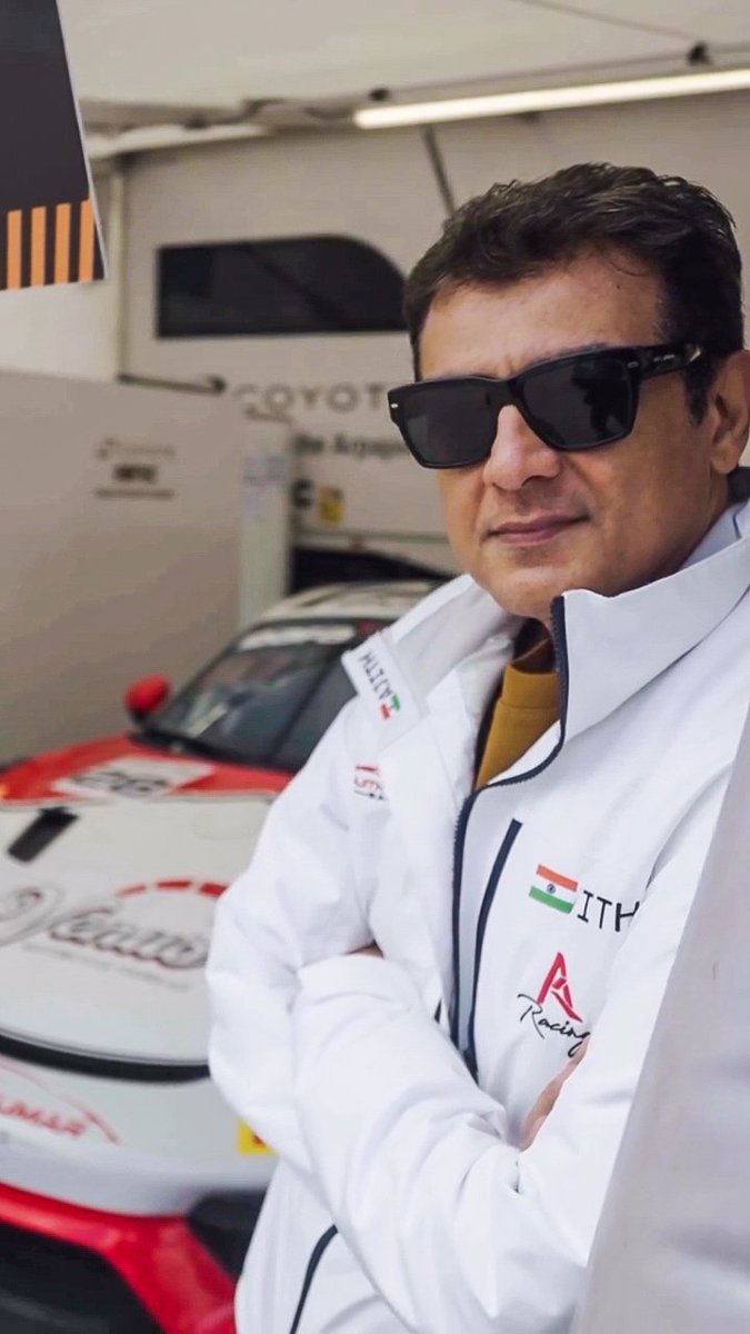 Akcommunitycbe's tweet image. Unseen pics of AK Sir 🦁🤍💥 
#AjithKumar  #AjithKumarRacing #AK64