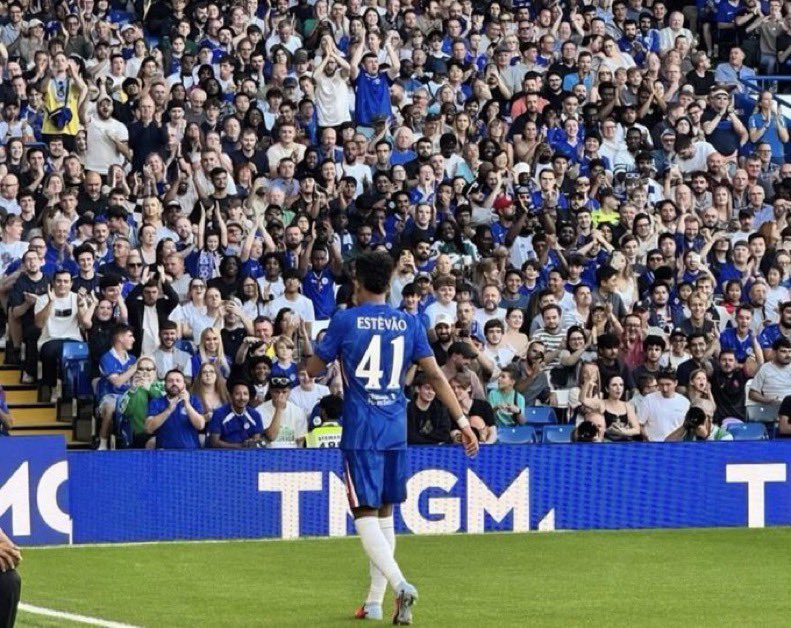 ConnCFC's tweet image. 🚨: Giving away a Estevao shirt of your choice. 

To enter

1). RT this tweet
2). Subscribe to ChelseaCentral on YouTube (youtube.com/@chelseafccent…)

Good luck. Winner announced this week 💙