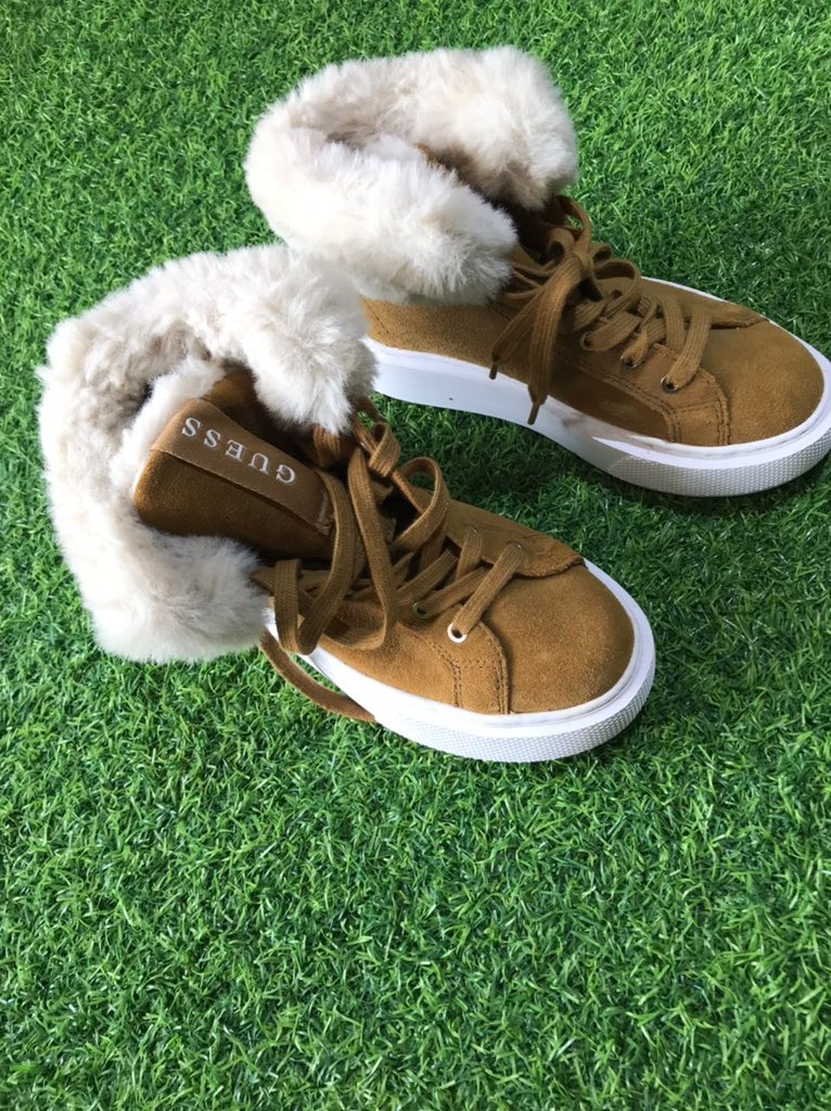 P37 et 38 

8000F 

Douala 

wa.me/message/IJ3ZXA…