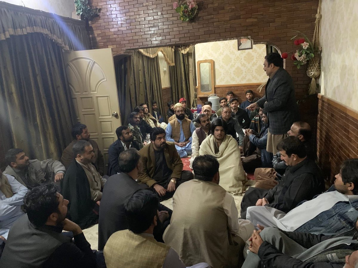 PPPquettacity's tweet image. کوئٹہ: پاکستان پیپلز پارٹی کے نورالدین کاکڑ کی صدارت میں بلدیاتی انتخابات کے حوالے سے یونین کونسل 32 وارڈ 3 فیض آباد سٹریٹ میں کارنر میٹنگ انعقاد ہوا

#NooruddinKakar #PPP #localbadiselection #Quetta #Baluchistan