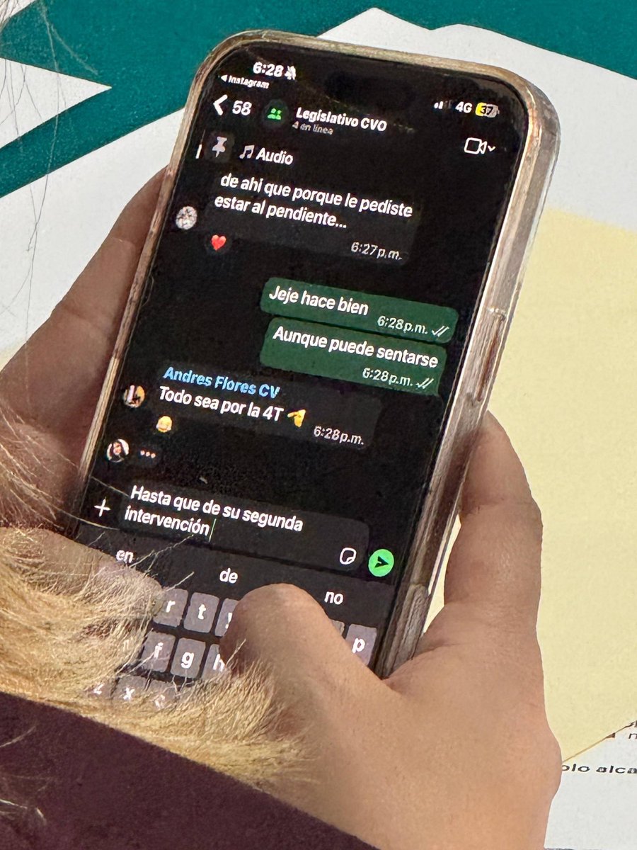 luis_gj's tweet image. 😂😂😂 Déjenme ver si entendí…

1. Las legisladoras de Morena intentan reventar la sesión en donde participaba @AlessandraRdlv 

2. Se exhibe que estaban coordinando su golpeteo en sus chats de whatsapp. 

3. Las víctimas son las legisladoras corruptas. 

El mundo al revés.…