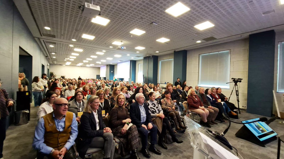 ♿️ Es un honor acoger en VLC, finalista del premio Ciudad Accesible Europea 2026, el VIII Foro Social de Mujeres y Niñas con Discapacidad que hemos inaugurado esta tarde.

🚺 Enhorabuena a <a href="/FCERMIMujeres/">Fundación CERMI Mujeres</a> y al <a href="/CERMICV/">CERMI CV</a> por dar voz y fortaleza a tantas mujeres y niñas: valientes y