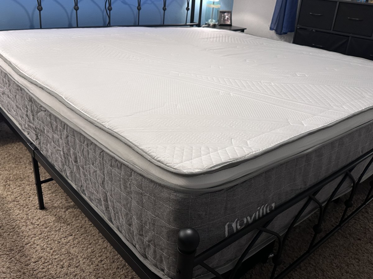 dragonbloggers's tweet image. Novilla 14 Inch King Mattress Cradels Your Body with Pillow Top amzn.to/44oKEft #ad #comfort #mattress #cozy