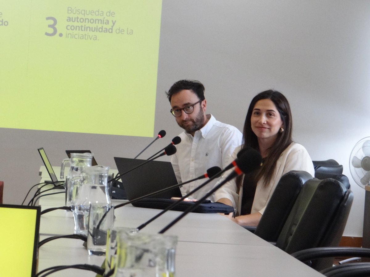 CoreBioBio's tweet image. El trabajo de la jornada comenzó con la comisión de Ciencia y Tecnología, encabezada por el consejero regional Luis Santibañez. En la oportunidad se analizó una exposición del trabajo realizado por Citylab., lo que fue informado por  su director, Fernando Pérez