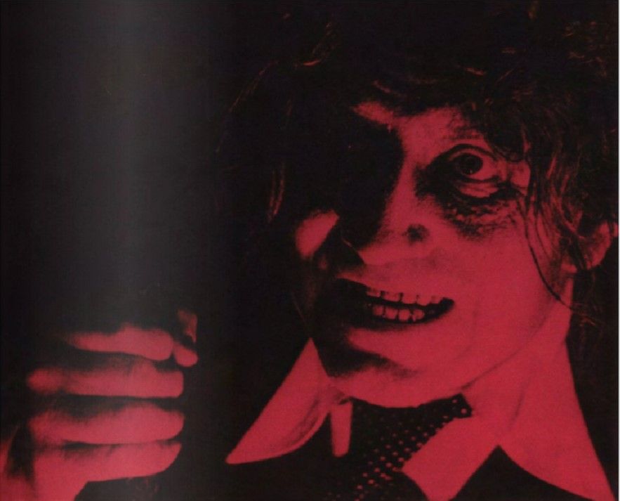 guilherme94jose's tweet image. There is a short text by Nick Land, &quot;Circuitries&quot;, in which he argues, accurately, that contemporary technological development is moving toward a radical configuration in which cognition progressively abandons its biological substrate and migrates into machinic and software-based…